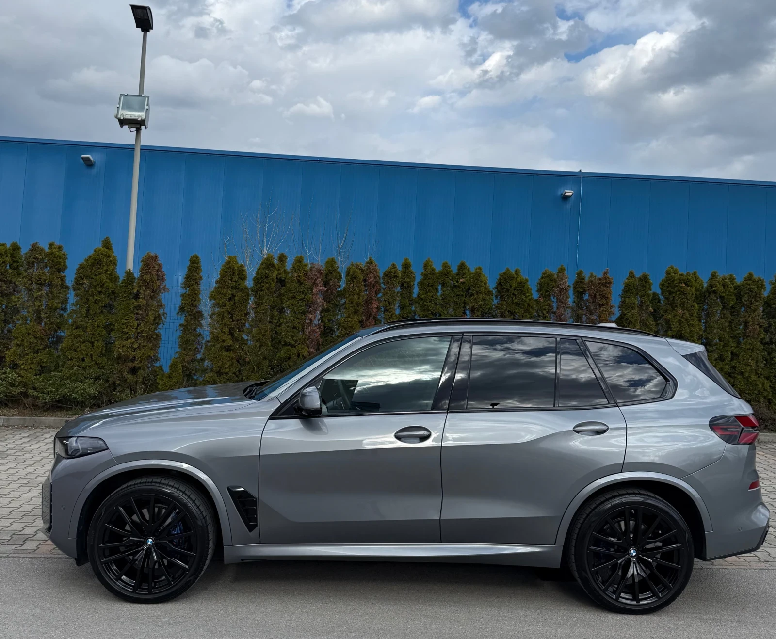 BMW X5 xDrive40i 16 000 km !!!, снимка 3 - Автомобили и джипове - 55259951