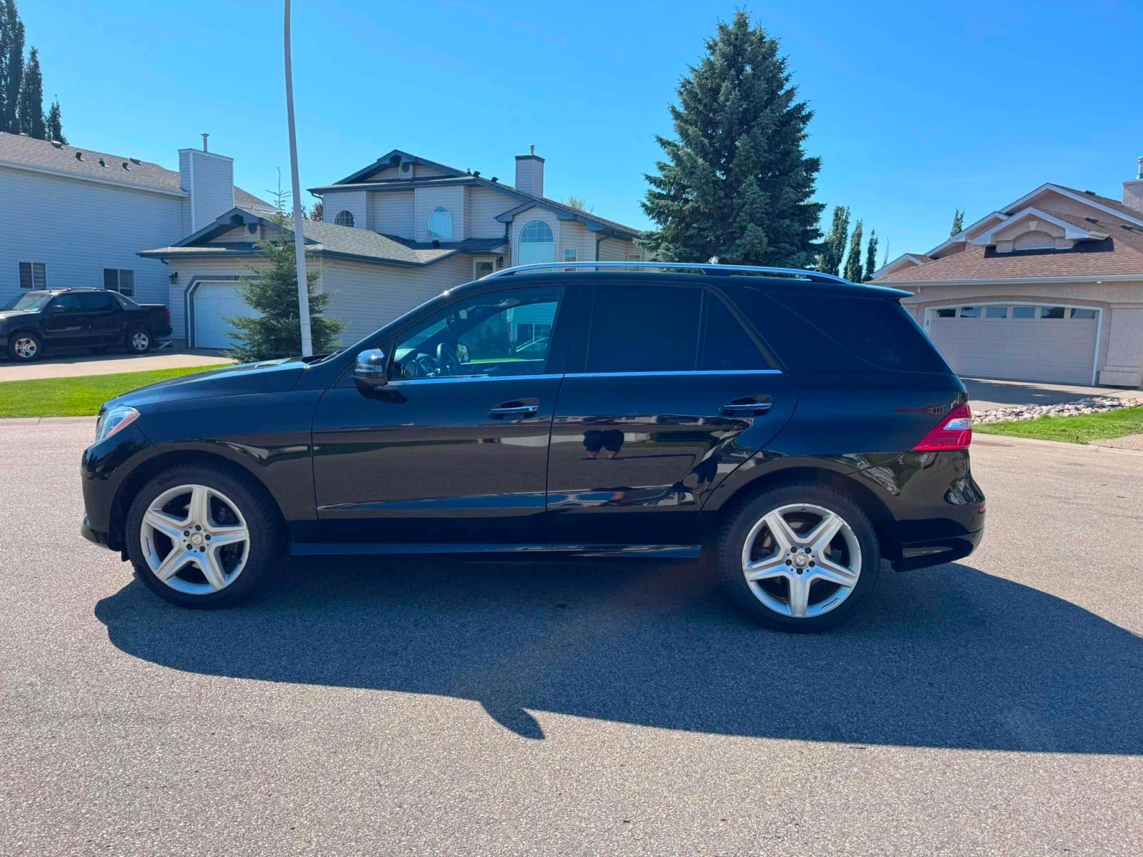Mercedes-Benz ML 350 * BlueTEC * CARFAX * ОПЦИЯ ЗА ФИНАНСИРАНЕ, снимка 2 - Автомобили и джипове - 55830657