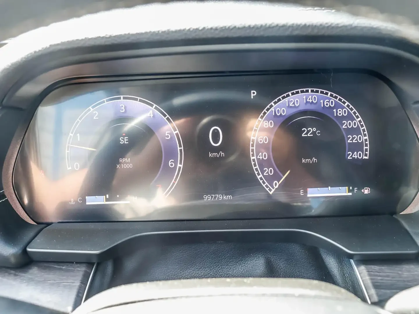 Jeep Grand cherokee 3.6* V6* LIMITED* ALPINE* ОБДУХВАНЕ* ПАНОРАМА* 360, снимка 13 - Автомобили и джипове - 55891596