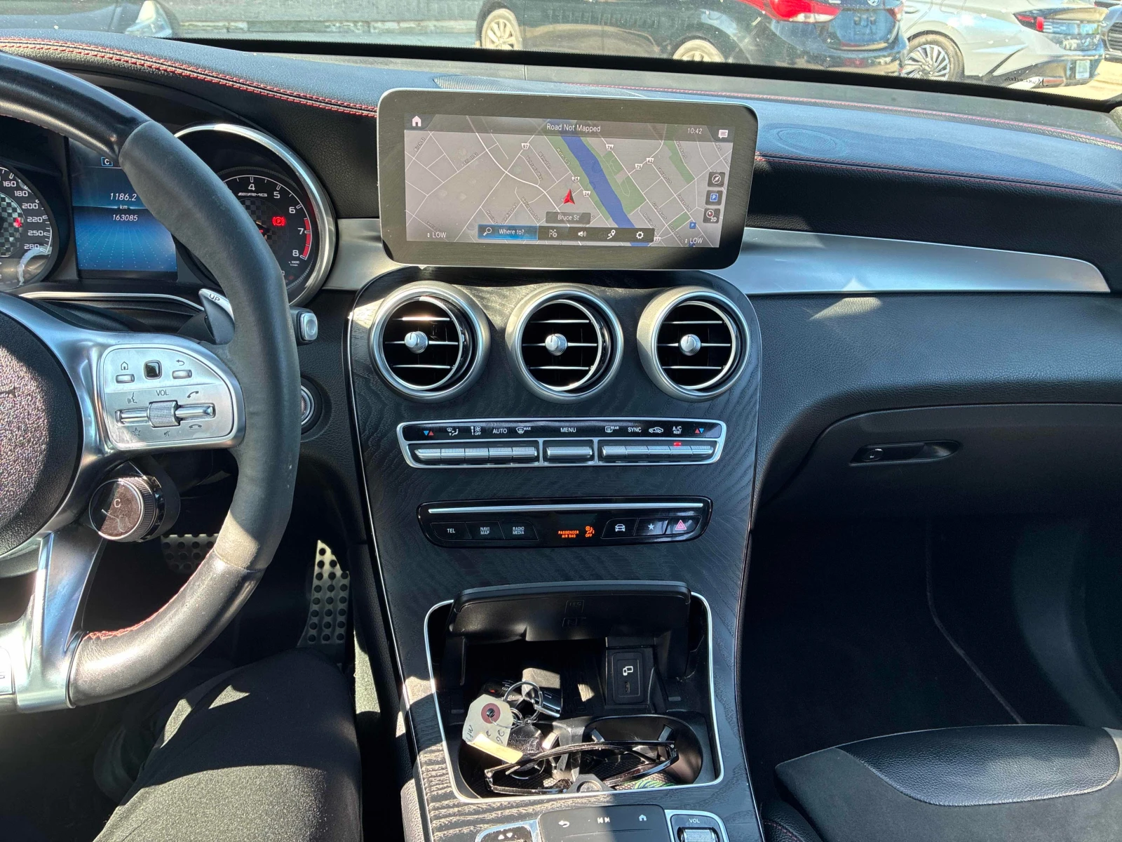 Mercedes-Benz GLC AMG 43  CARFAX, снимка 9 - Автомобили и джипове - 55958314