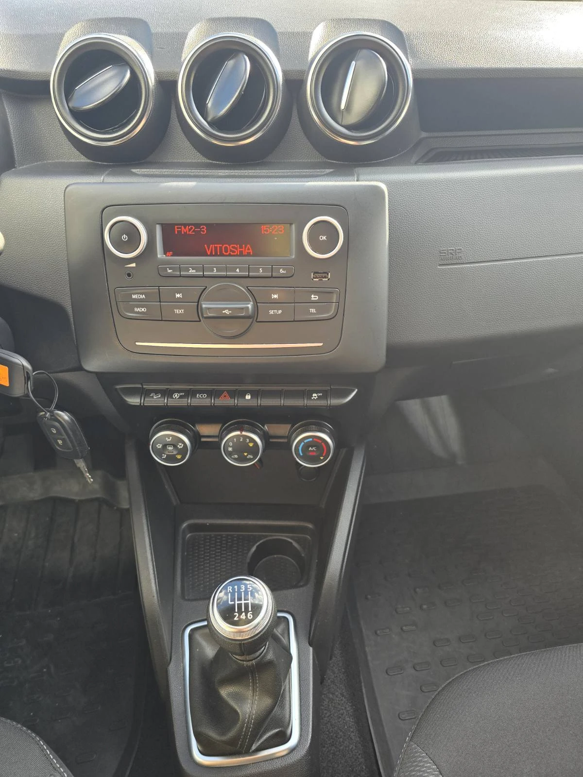 Dacia Duster dCi 115 к.с. Дизел 4x4 Stop & Start N1, снимка 10 - Автомобили и джипове - 56311414