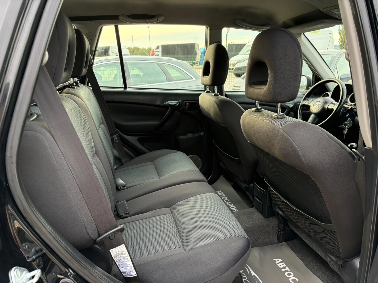 Toyota Rav4 2.0D4D ������ 0% ������������ ������ | Mobile.bg � ����������� 12