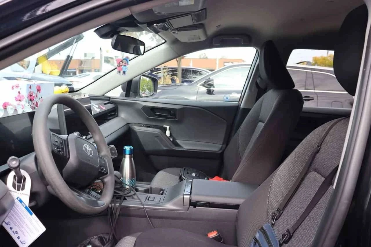 Toyota Rav4, снимка 5 - Автомобили и джипове - 56730315