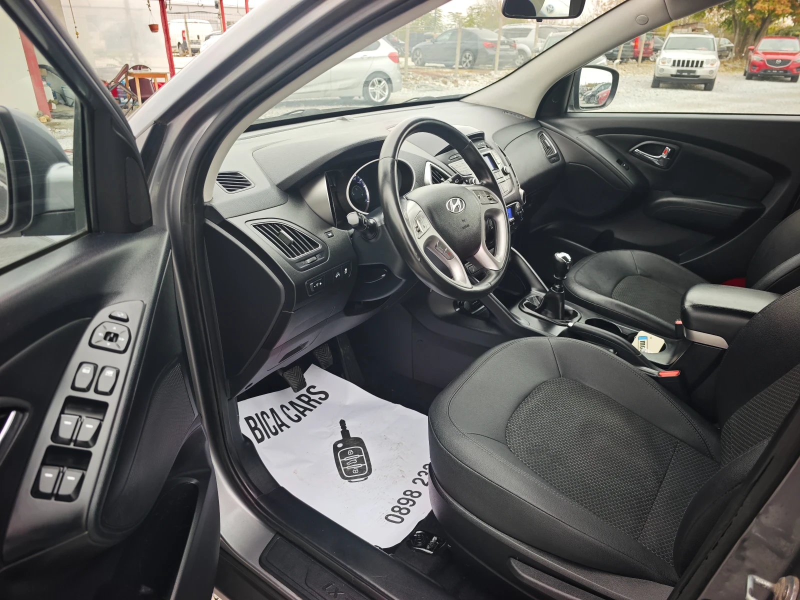 Hyundai IX35 1.7crdi , снимка 7 - Автомобили и джипове - 56745934