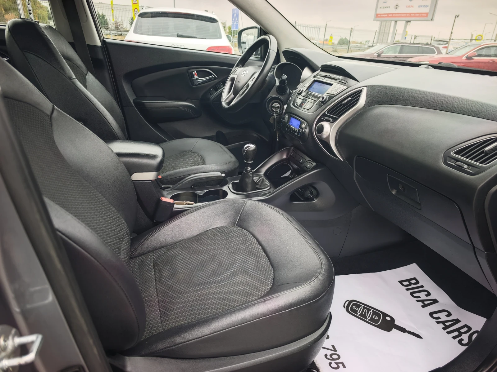 Hyundai IX35 1.7crdi , снимка 13 - Автомобили и джипове - 56745934