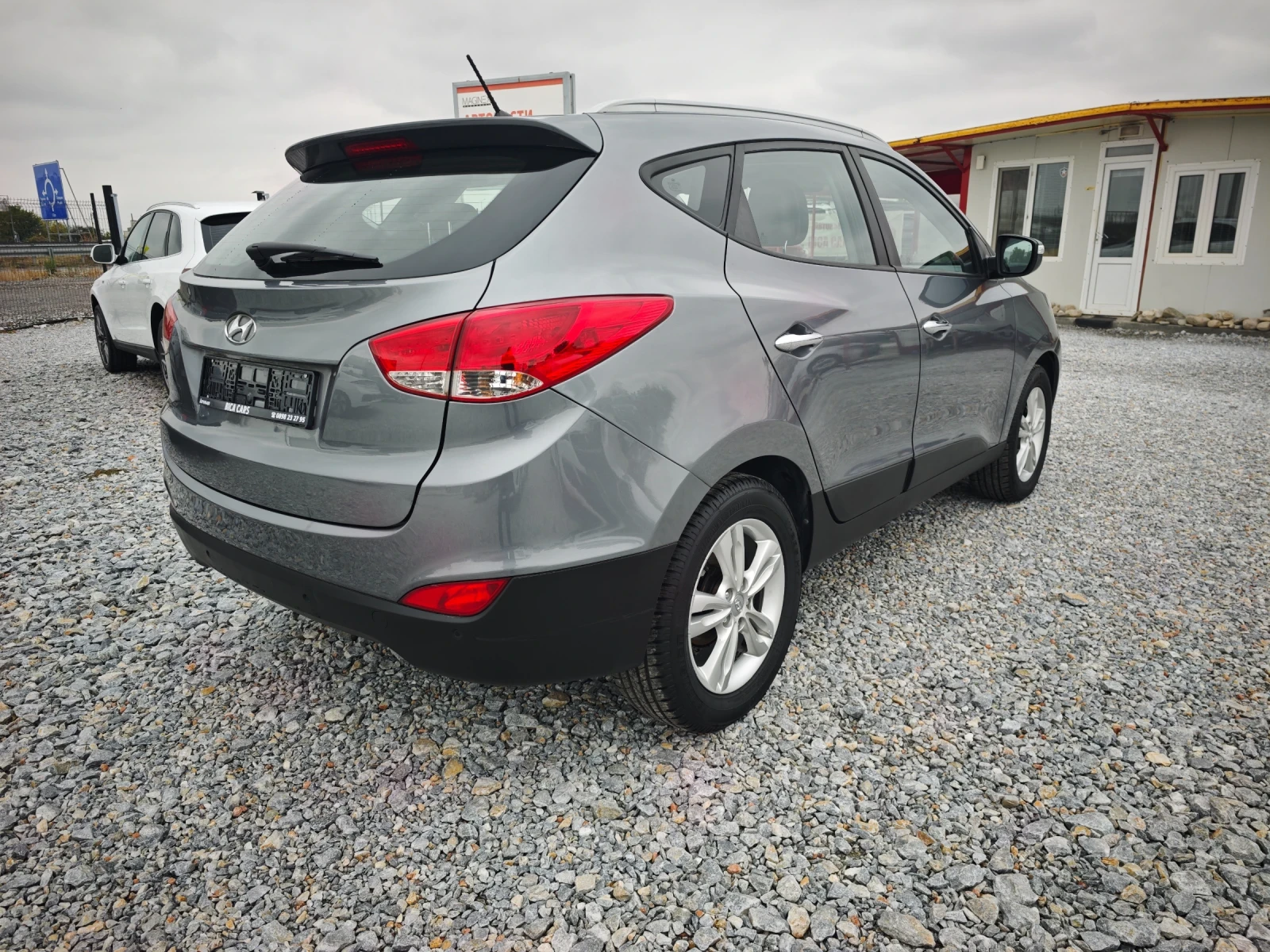 Hyundai IX35 1.7crdi , снимка 4 - Автомобили и джипове - 56745934