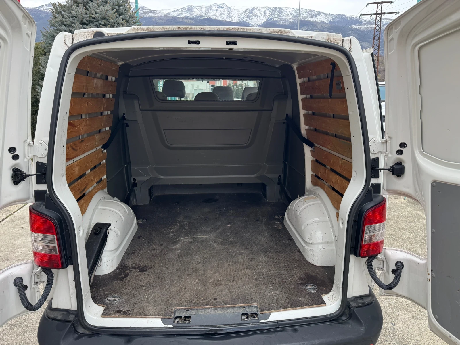 VW Transporter 2.0TDI* ��������* 5+ 1 ����� | Mobile.bg � ����������� 11