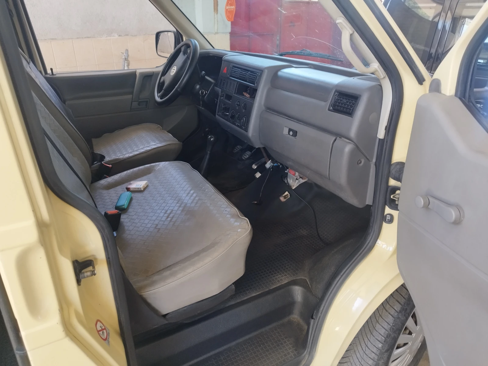 VW T4 1, 9td 8+ 1, снимка 11 - Бусове и автобуси - 55260044