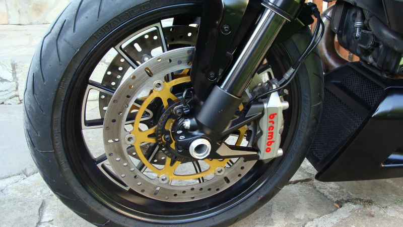 Ducati Diavel, снимка 11 - Мотоциклети и мототехника - 51083948