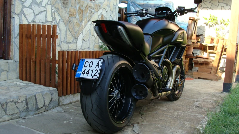 Ducati Diavel, снимка 14 - Мотоциклети и мототехника - 51083948