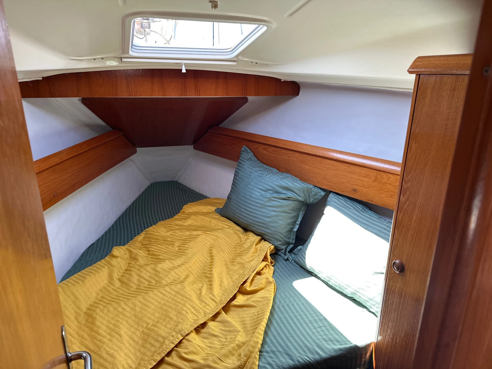 ���������� ����� Jeanneau Sun Odyssey 34.2 | Mobile.bg � ����������� 11