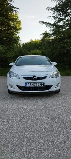 Opel Astra 1.4 turbo J cosmo - 10300 лв. - 23699403 3
