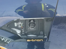 Audi E-Tron Progressiv S-line* Pan/Roof* 360Vi* Carplay* Keyle, снимка 17 - Автомобили и джипове - 53656750