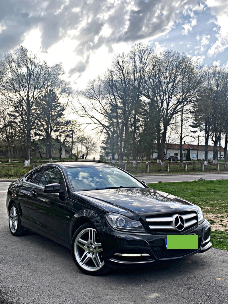 Mercedes-Benz C 220 130 000km. пробег Style Package, снимка 1 - Автомобили и джипове - 44533653