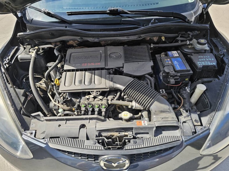 Mazda 2 Газ 1.3, снимка 7 - Автомобили и джипове - 45406543