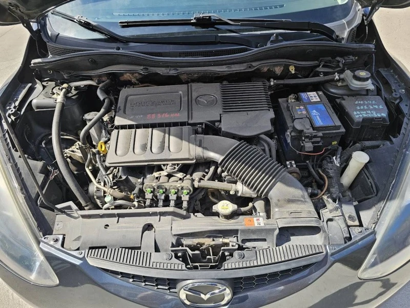 Mazda 2 Газ 1.3, снимка 7 - Автомобили и джипове - 47309656