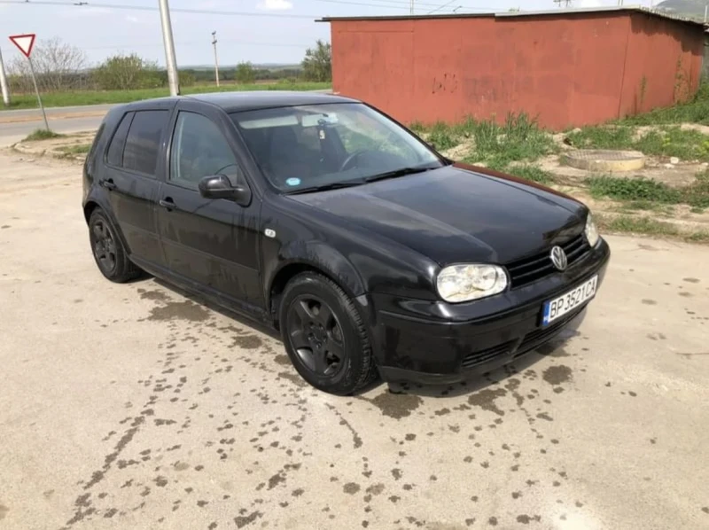 VW Golf, снимка 5 - Автомобили и джипове - 47140674