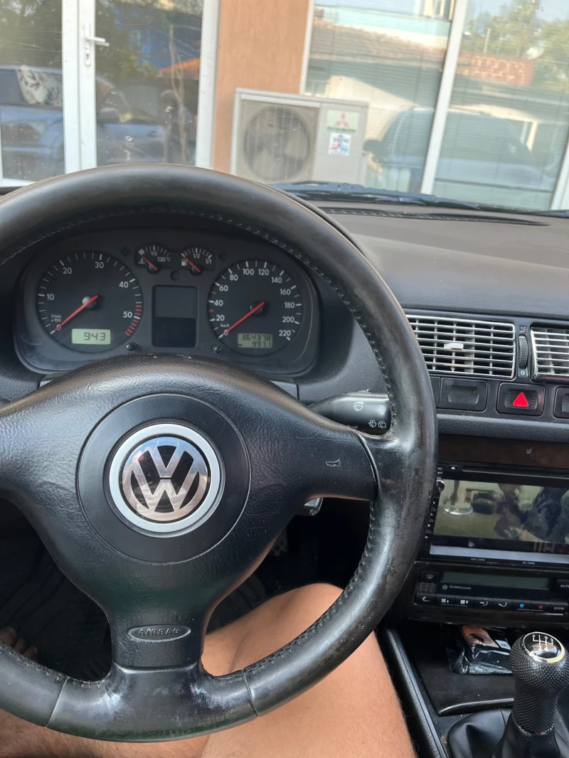 VW Golf, снимка 12 - Автомобили и джипове - 47140674