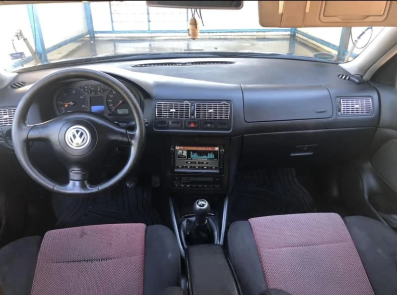 VW Golf, снимка 8 - Автомобили и джипове - 47140674