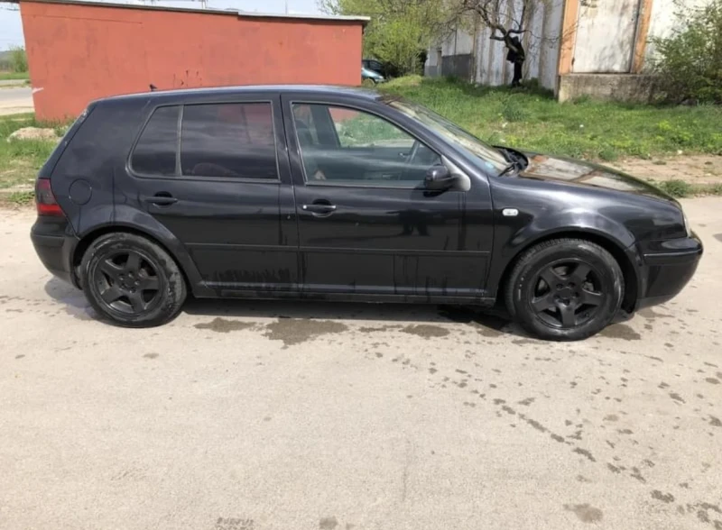 VW Golf, снимка 6 - Автомобили и джипове - 47140674