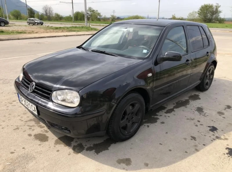 VW Golf, снимка 3 - Автомобили и джипове - 47140674