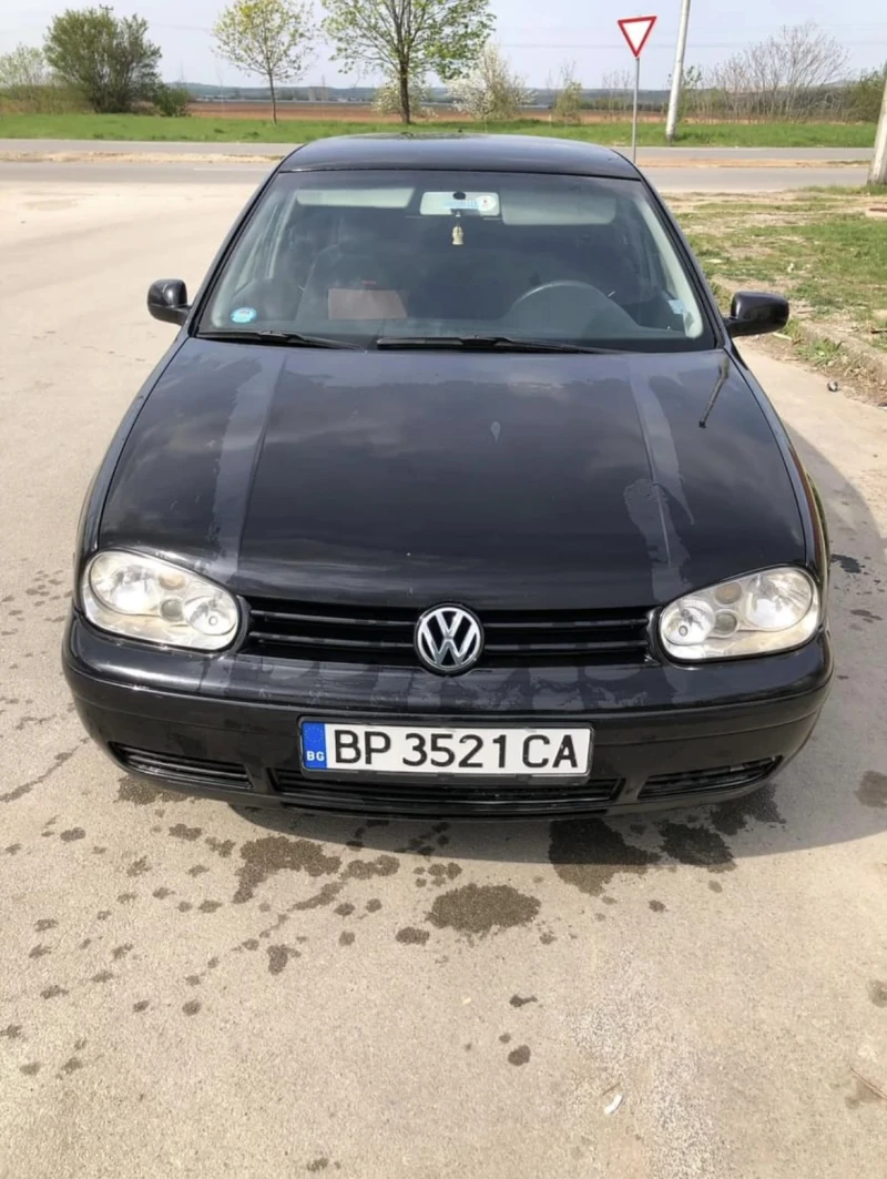 VW Golf, снимка 1 - Автомобили и джипове - 47140674