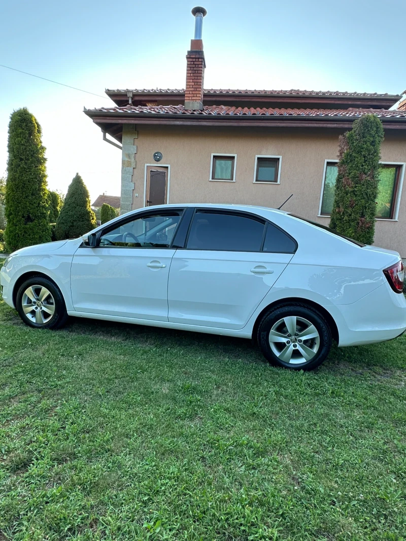 Skoda Rapid 1.6tdi, снимка 8 - Автомобили и джипове - 47281237