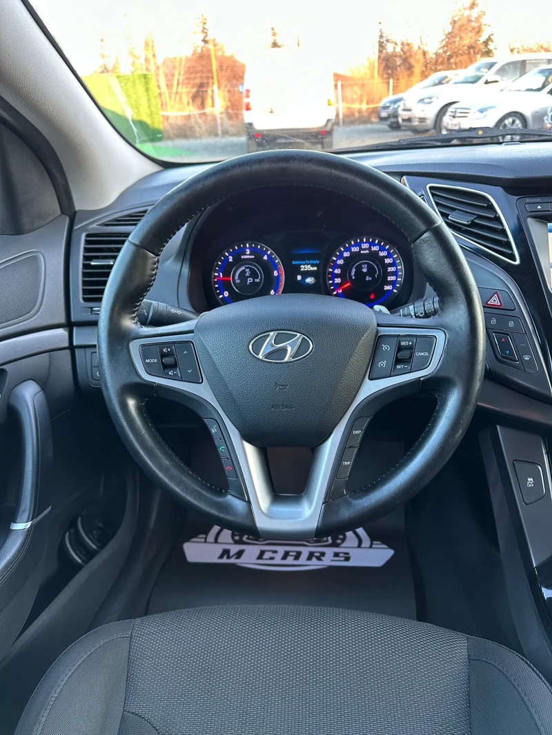 Hyundai I40 1.7 136ks AUTOMATIC & NAVI & KAMERA & KEYLESS, снимка 12 - Автомобили и джипове - 49104509