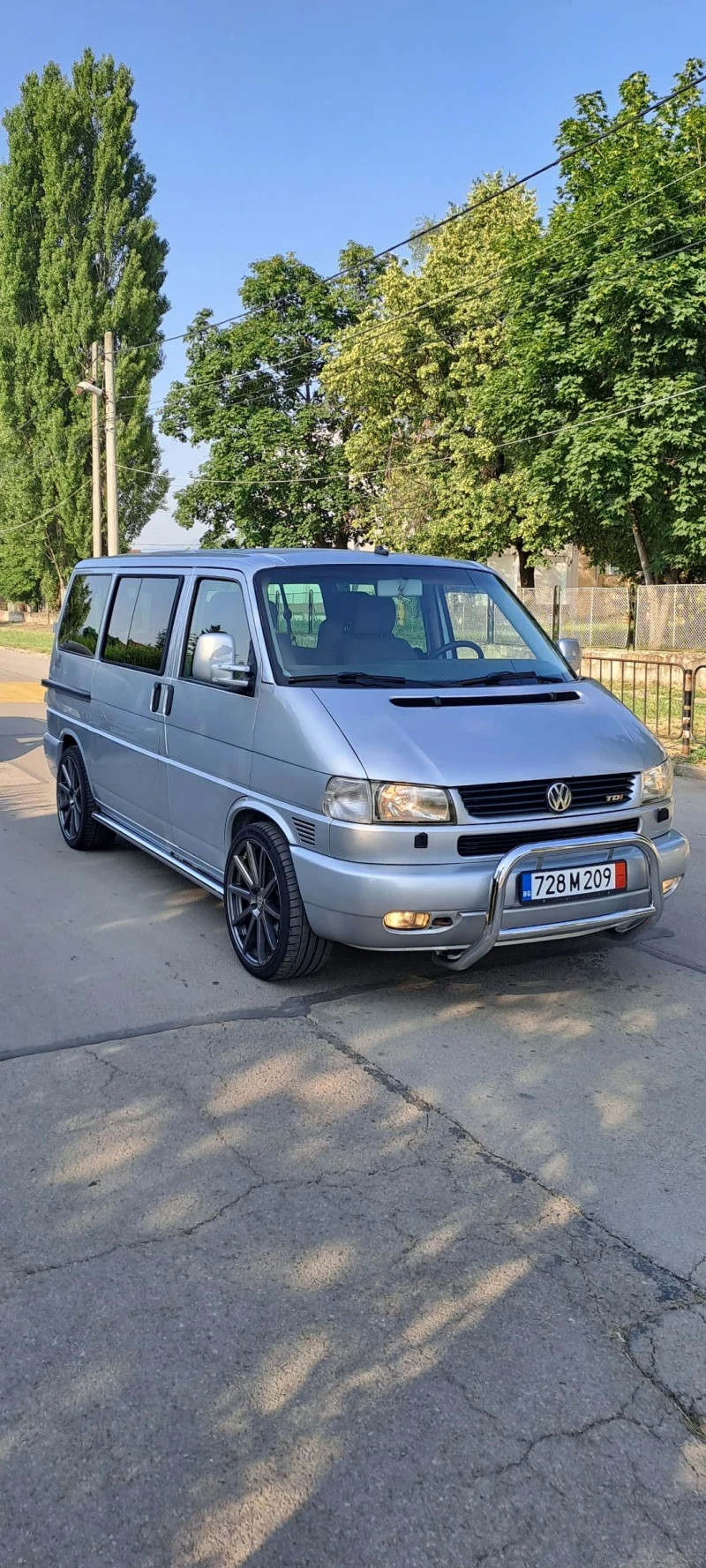 VW Multivan 2.5 Tdi 151к.с Обслужен Германия Вс.екстри , снимка 5 - Автомобили и джипове - 51356392