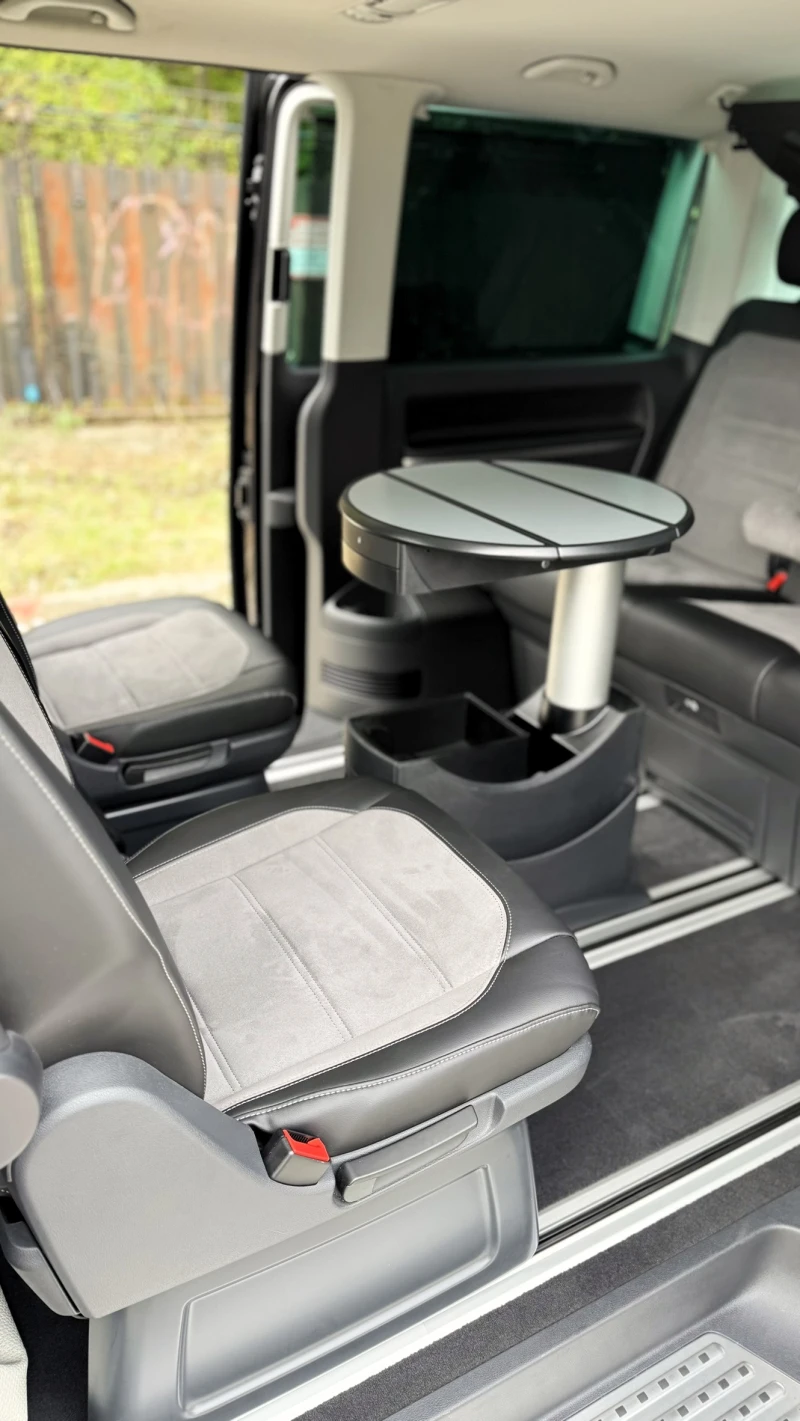 VW Multivan Highline* 2.0 TDi* 4 Motion* Face Lift* , снимка 15 - Автомобили и джипове - 52160603