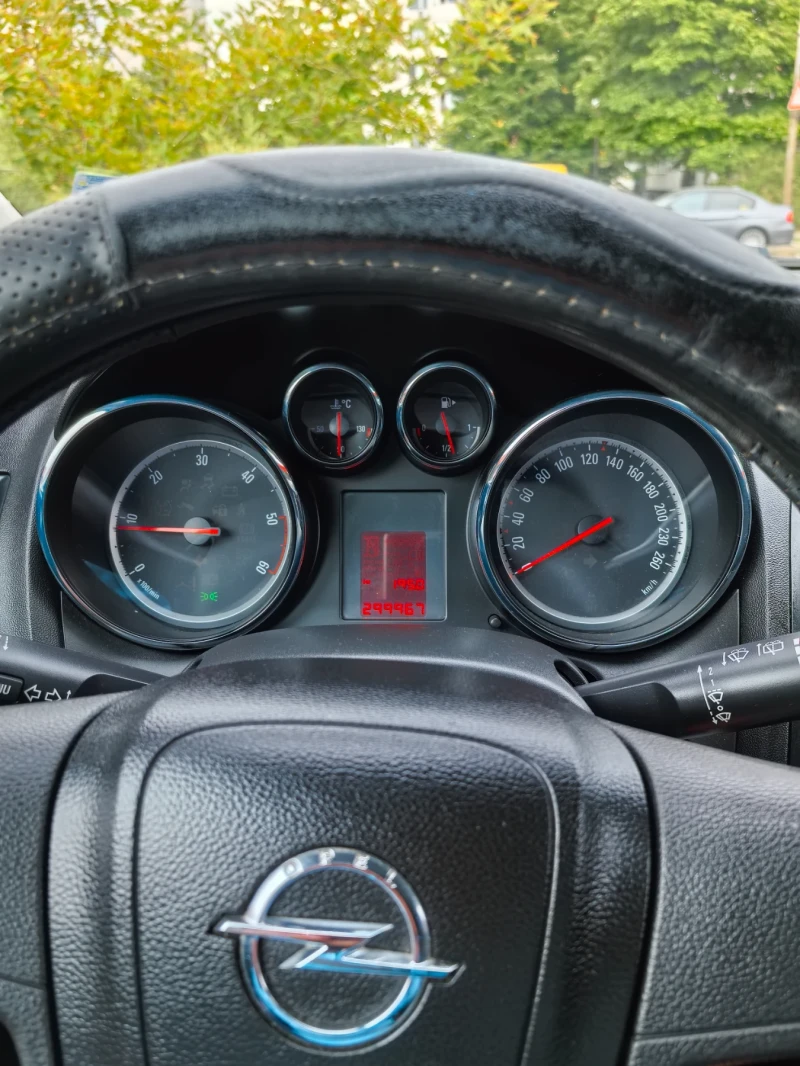 Opel Astra, снимка 7 - Автомобили и джипове - 52312534