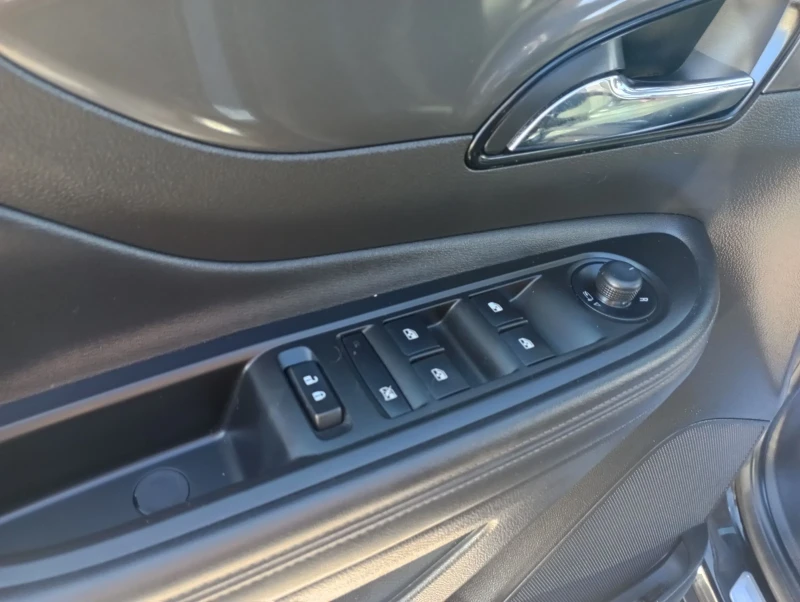 Opel Mokka X 1, 6CDTI, Навигация, полукожа, Италия , снимка 11 - Автомобили и джипове - 52421756