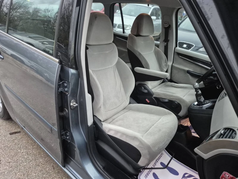 Citroen C4 2.0d 150к.с, снимка 11 - Автомобили и джипове - 52472831