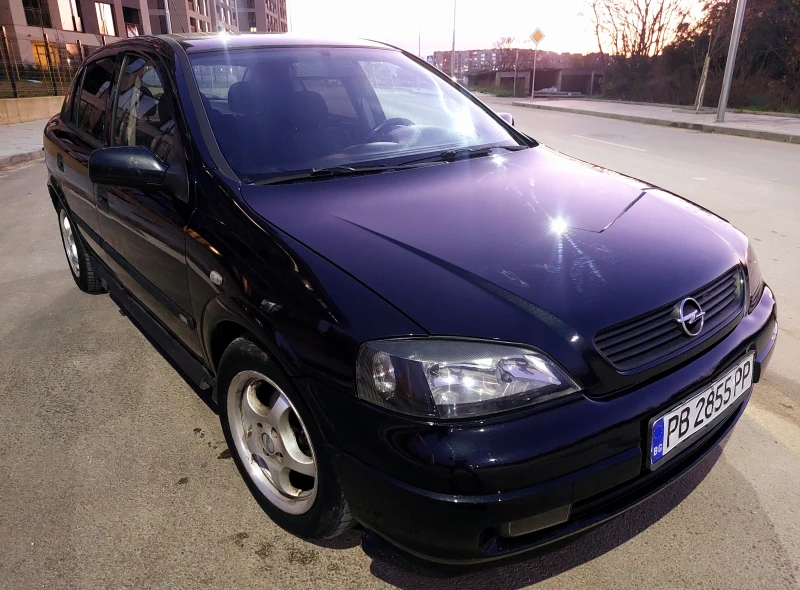 Opel Astra 1.6, снимка 7 - Автомобили и джипове - 52874410