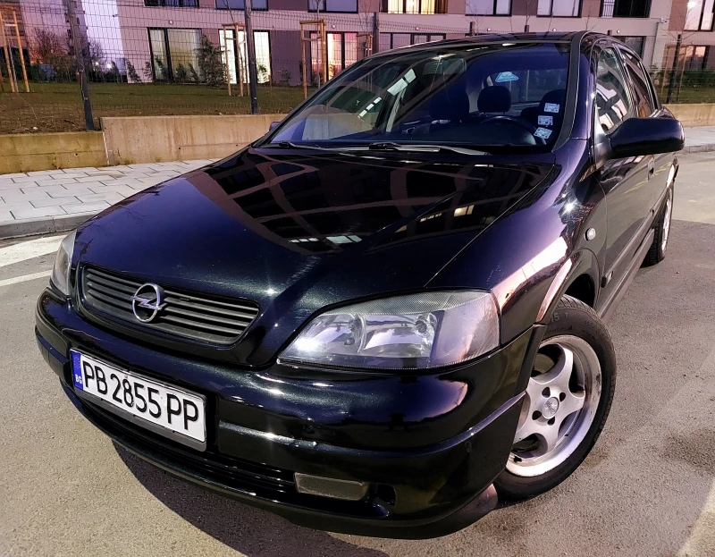 Opel Astra 1.6, снимка 5 - Автомобили и джипове - 52874410