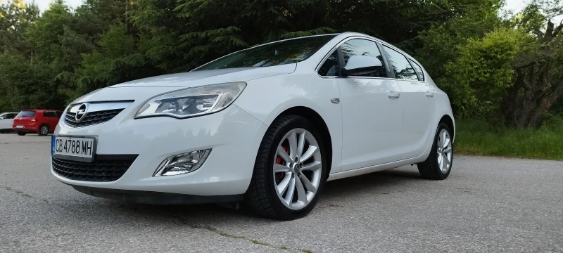 Opel Astra 1.4 turbo J cosmo - 10300 лв. - 23699403 1