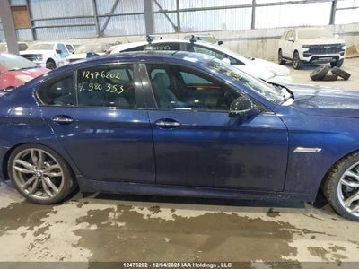 BMW 550 Фул екстри реални км  със сервизна история, снимка 4 - Автомобили и джипове - 55061421