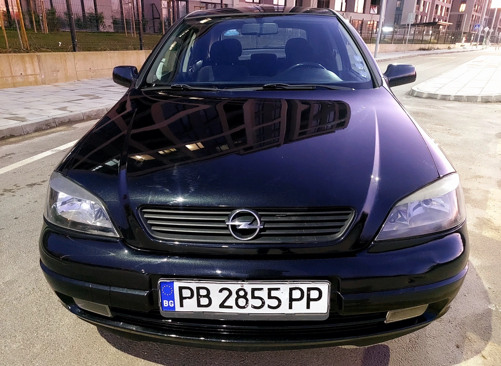 Opel Astra 1.6, снимка 1