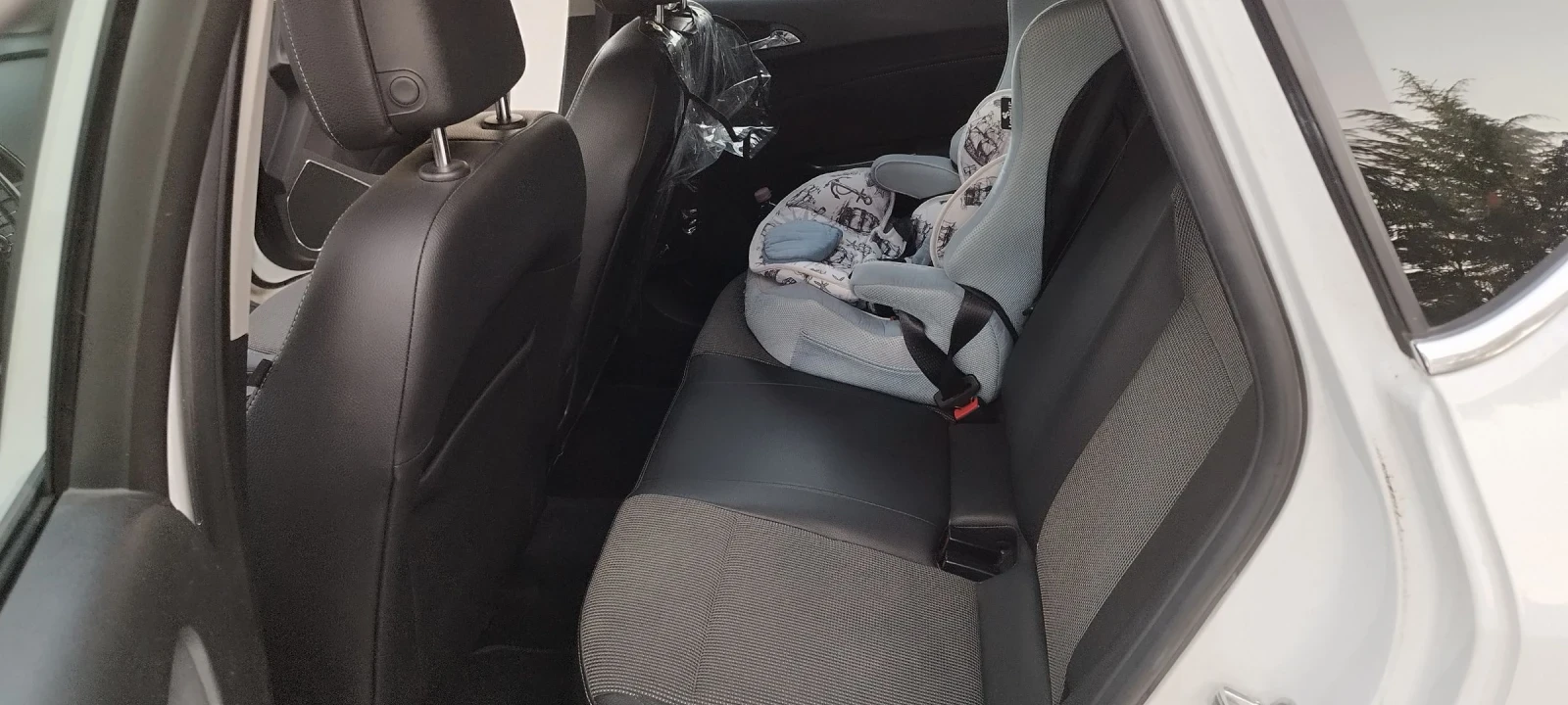 Opel Astra 1.4 turbo J cosmo - изображение 7