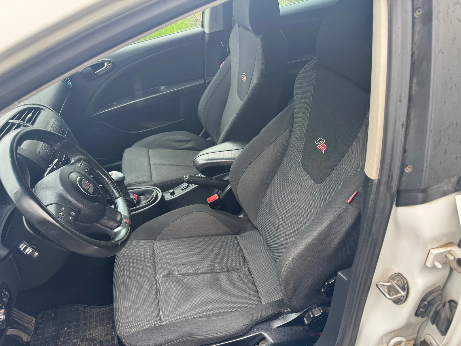 Seat Leon 2.0TFSI  - изображение 5