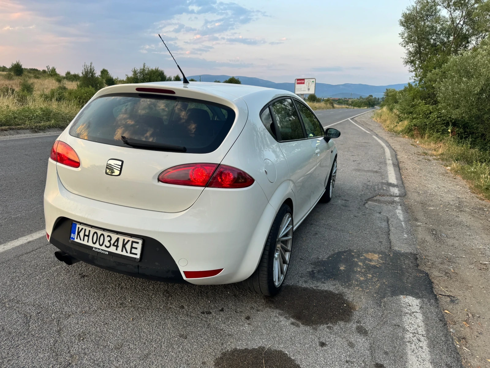 Seat Leon 2.0TFSI  - изображение 3