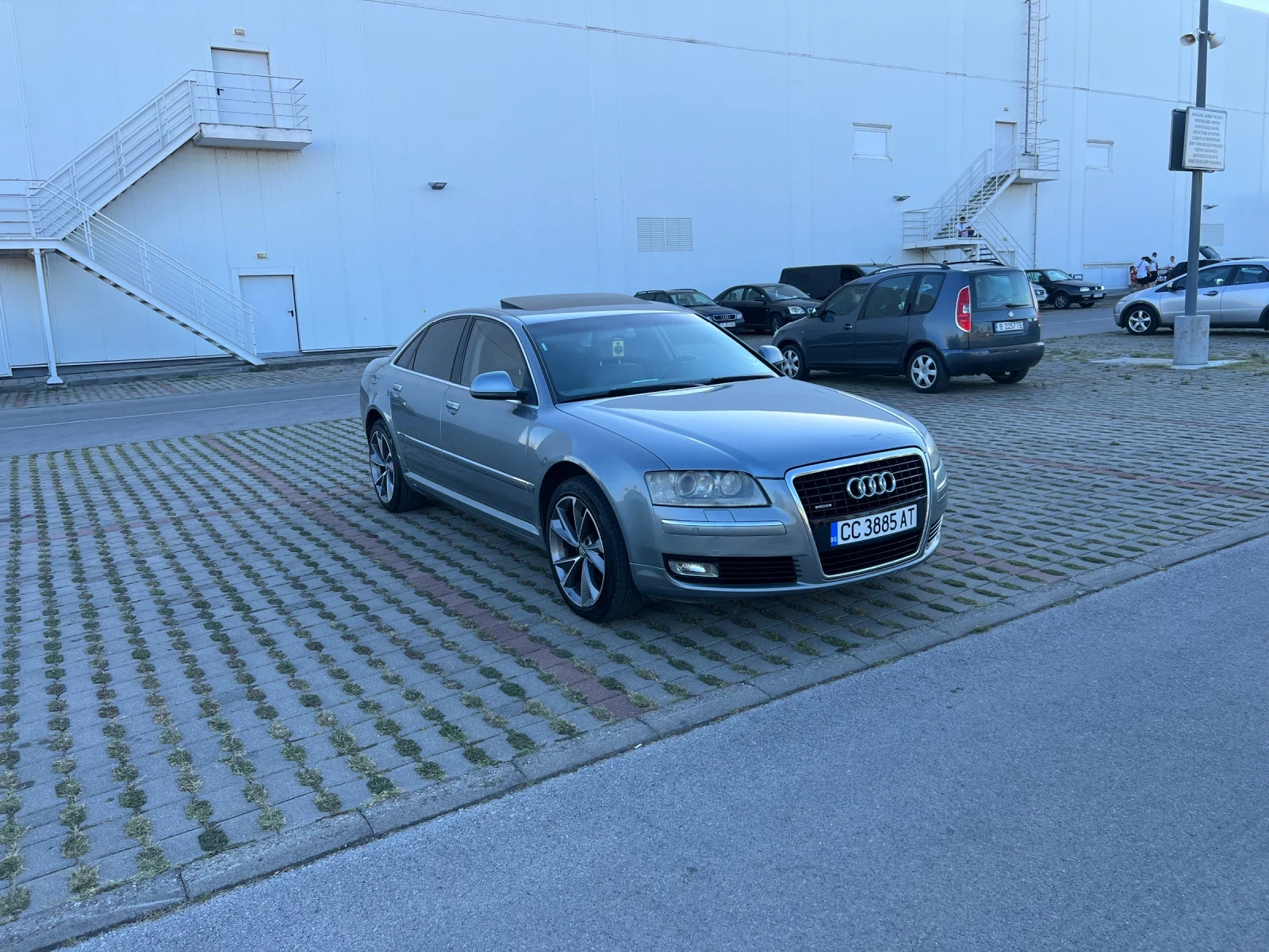 Audi A8 3.0TDI/S-LINE/BOSE/QUATTRO/ТОП СЪСТОЯНИЕ/БАРТЕР/ - изображение 3
