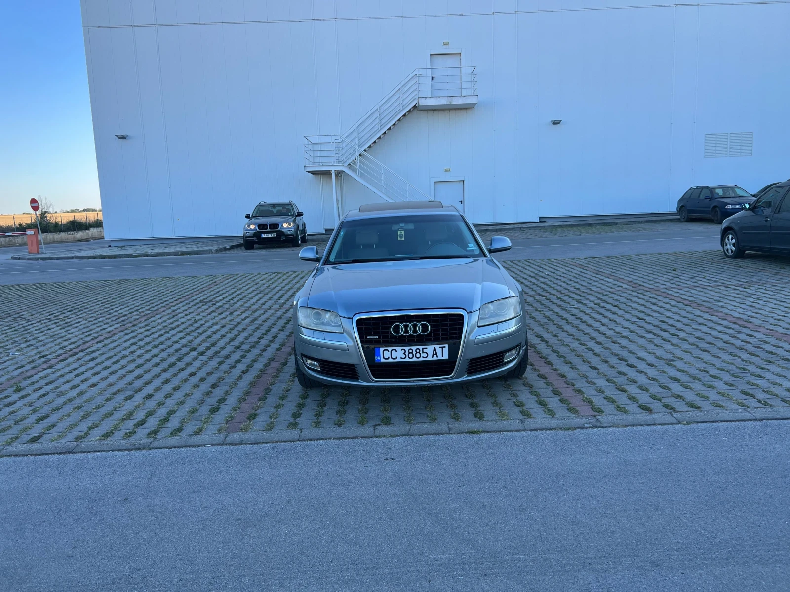 Audi A8 3.0TDI/S-LINE/BOSE/QUATTRO/ТОП СЪСТОЯНИЕ/БАРТЕР/ - изображение 2