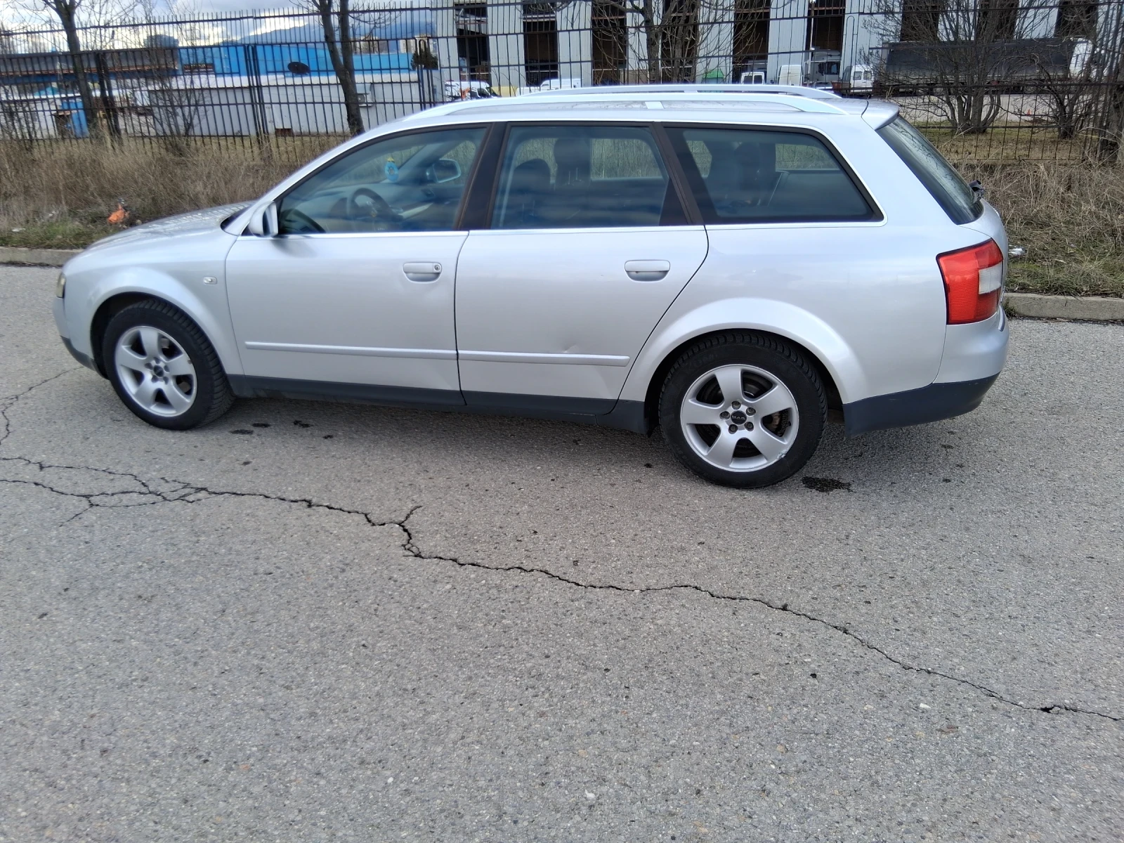 Audi A4 1.9tdi ЦЕНАТА НЕ СЕ КОМЕНТИРА!!!, снимка 7 - Автомобили и джипове - 53740854