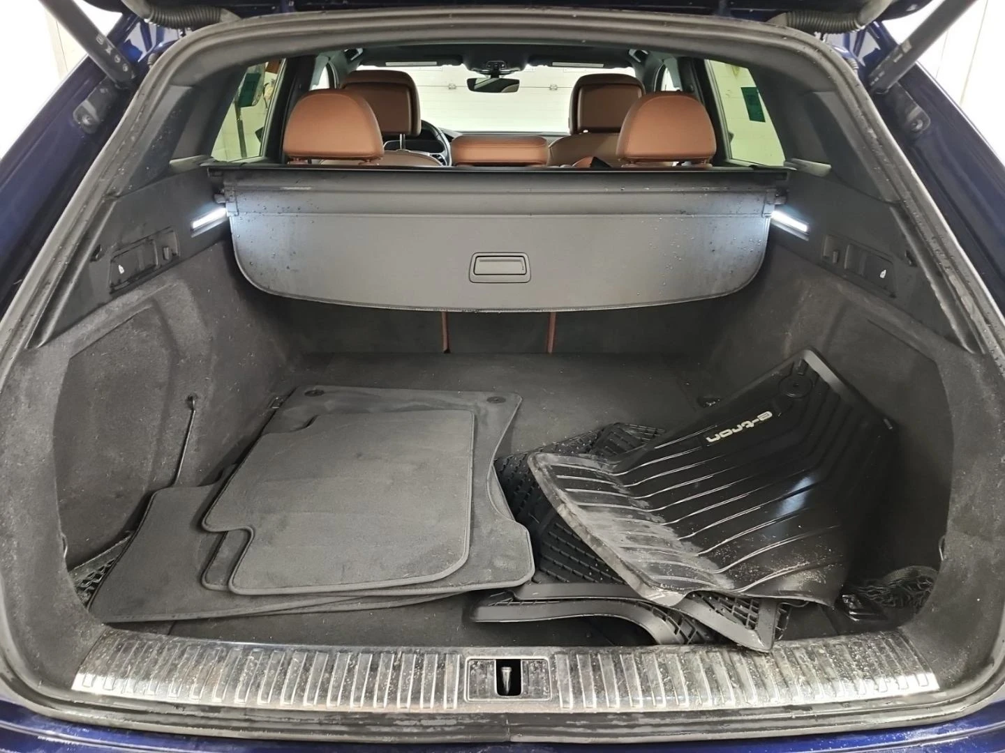 Audi E-Tron Progressiv S-line* Pan/Roof* 360Vi* Carplay* Keyle | Mobile.bg � ����������� 16