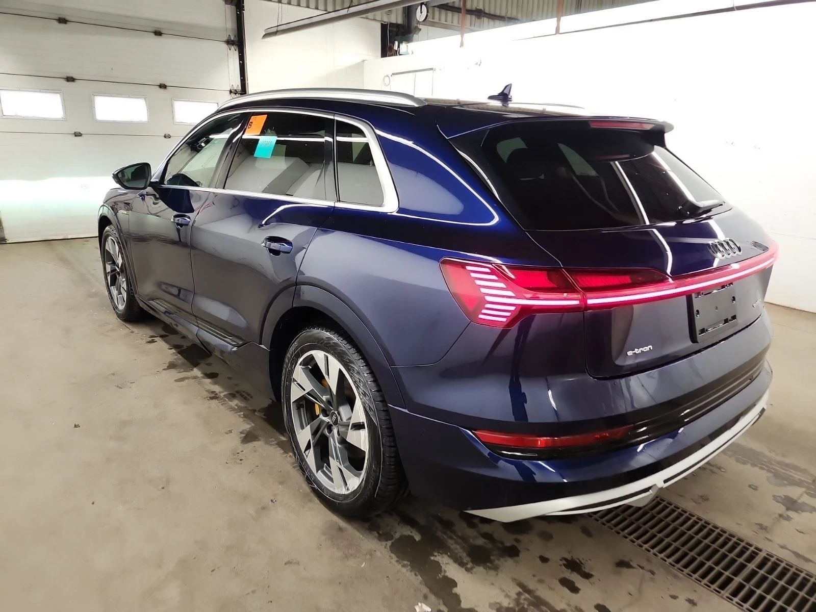 Audi E-Tron Progressiv S-line* Pan/Roof* 360Vi* Carplay* Keyle | Mobile.bg � ����������� 6