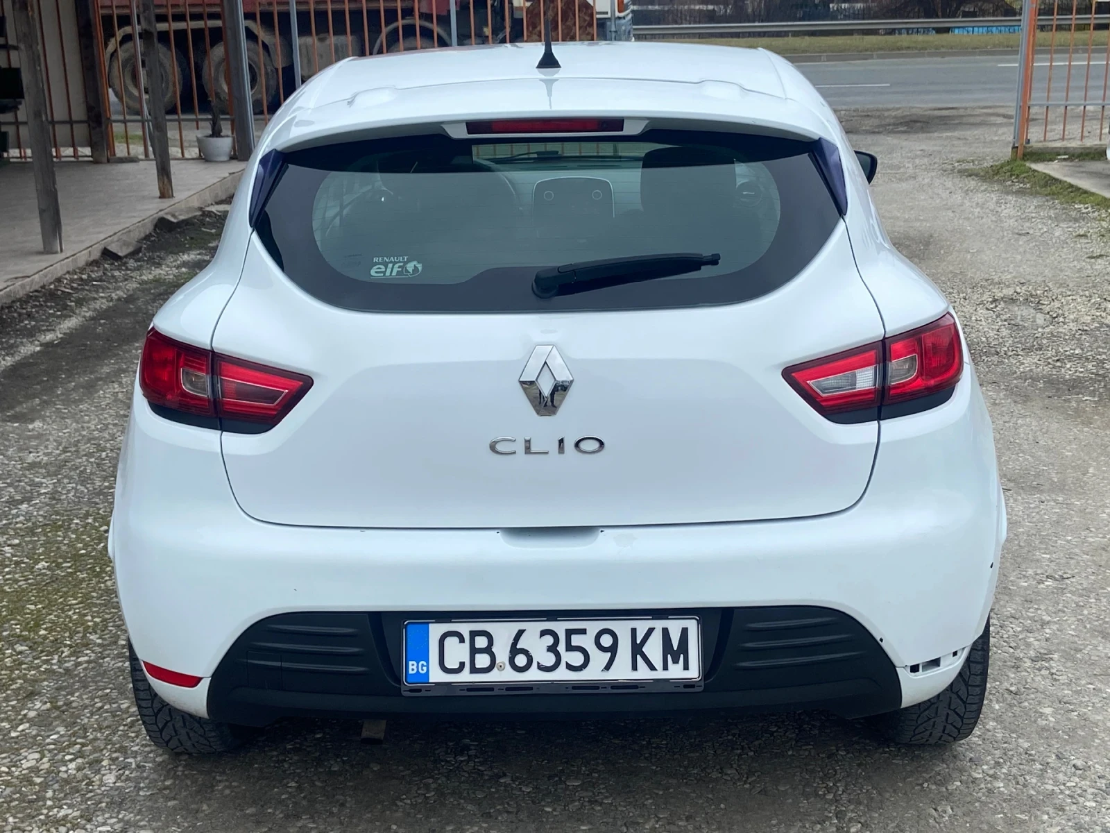 Renault Clio 1.2, снимка 5 - Автомобили и джипове - 53706083