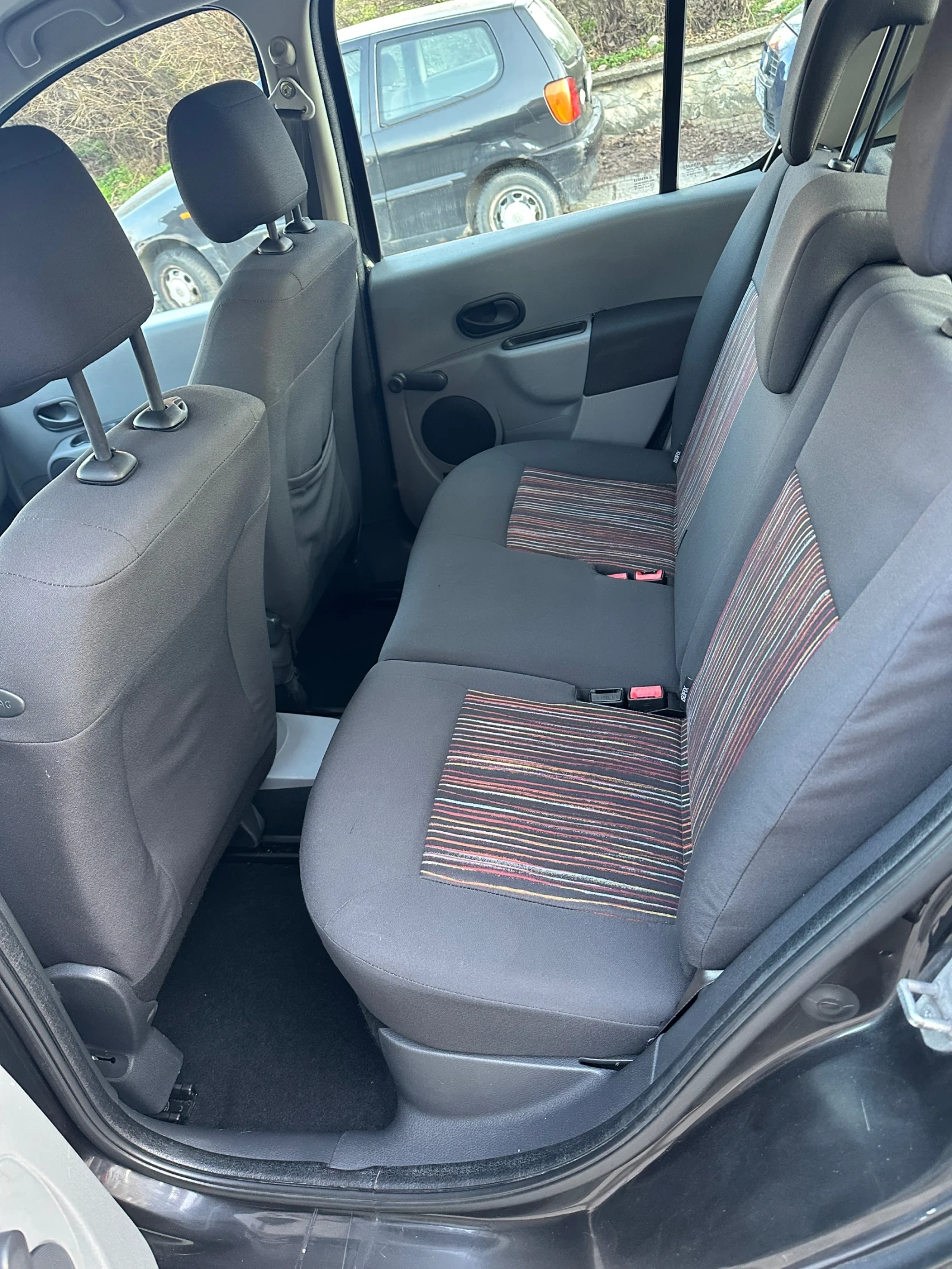 Renault Modus 1.2i Face, снимка 10 - Автомобили и джипове - 53825162