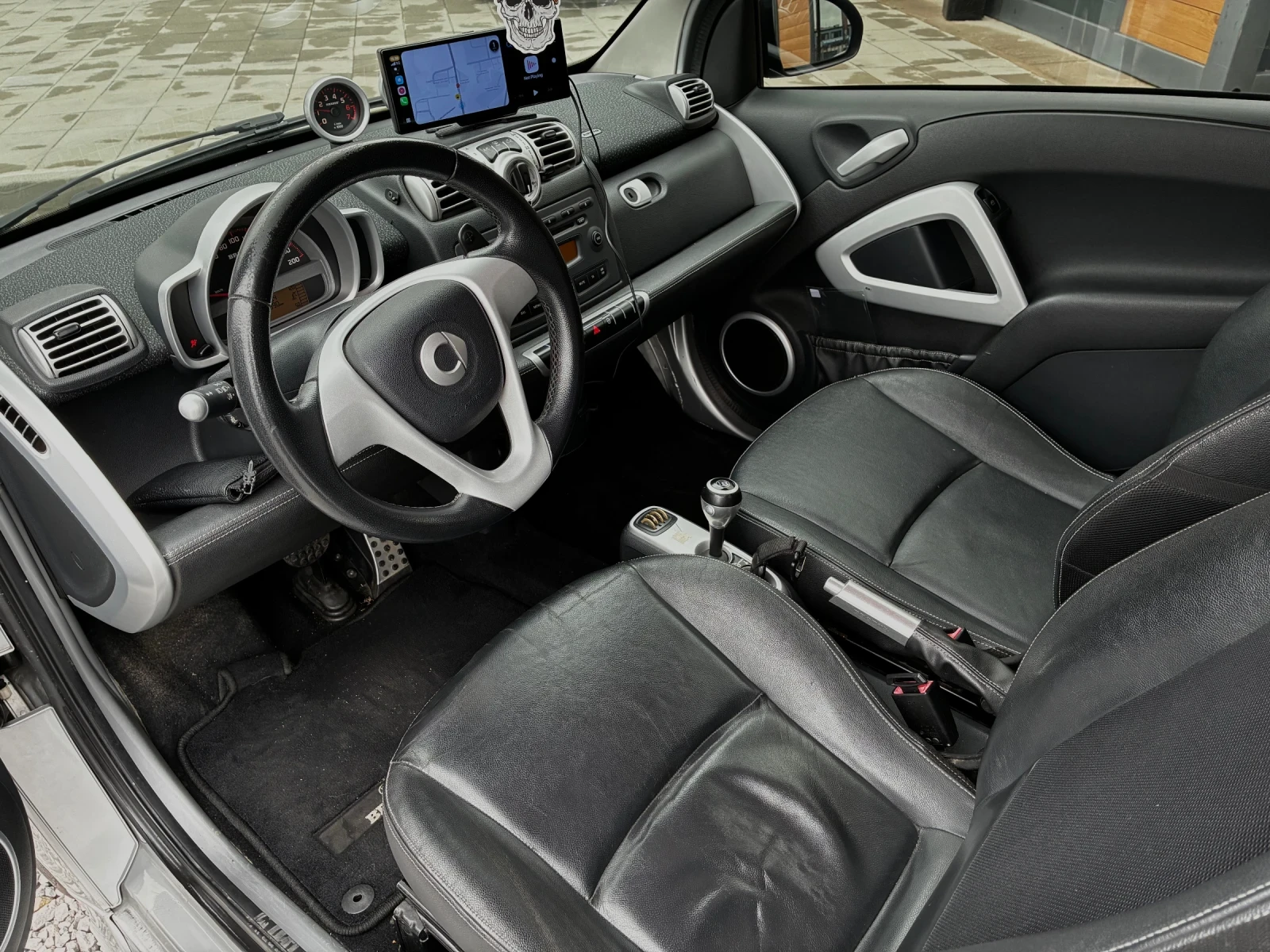 Smart Fortwo Brabus / 1.0T , снимка 8 - Автомобили и джипове - 54031305