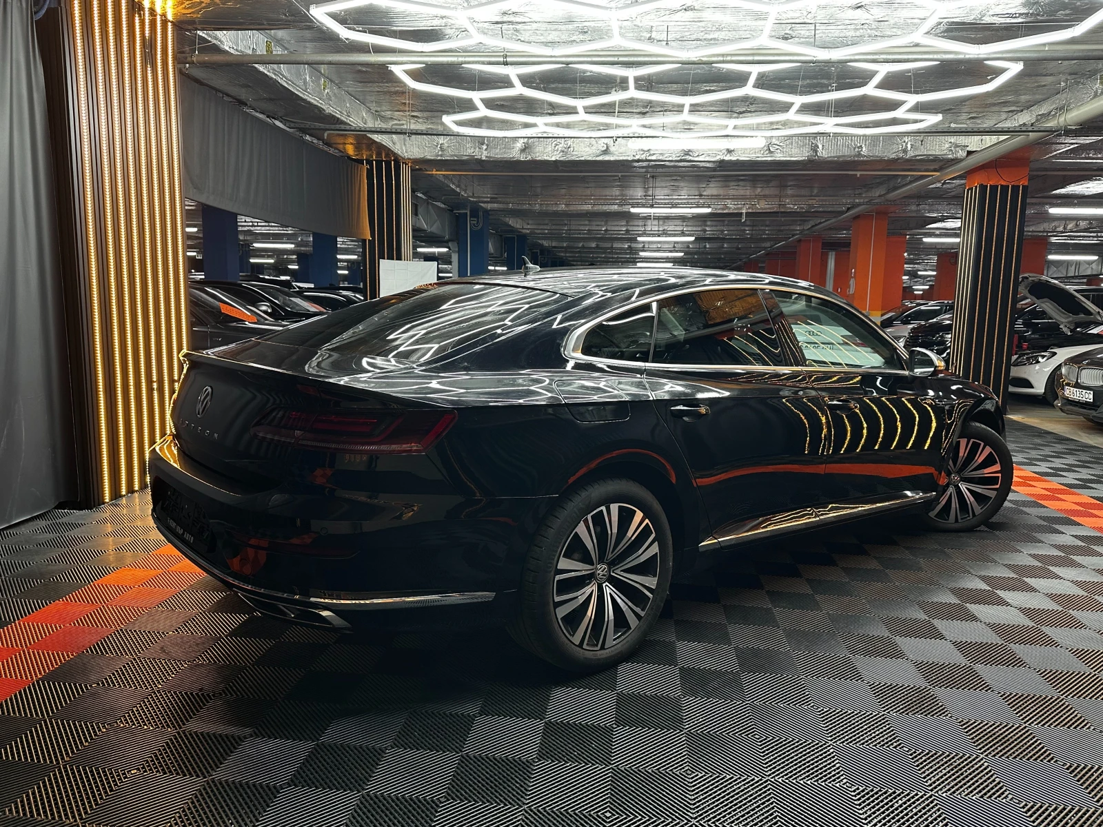 VW Arteon 2, 0tdi/Автомат/Германия, снимка 5 - Автомобили и джипове - 54148210